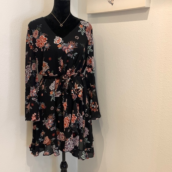 Floral Dress - Picture 1 of 9